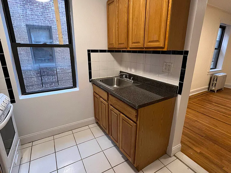 4515 43rd Ave #3B — Photo 6