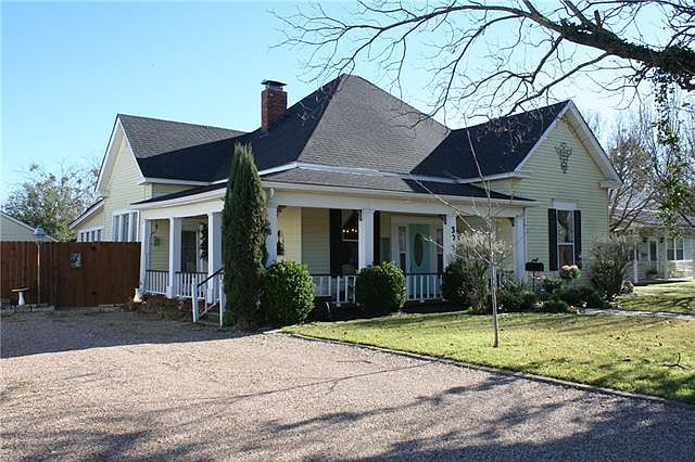 1st image of 304 E Main St