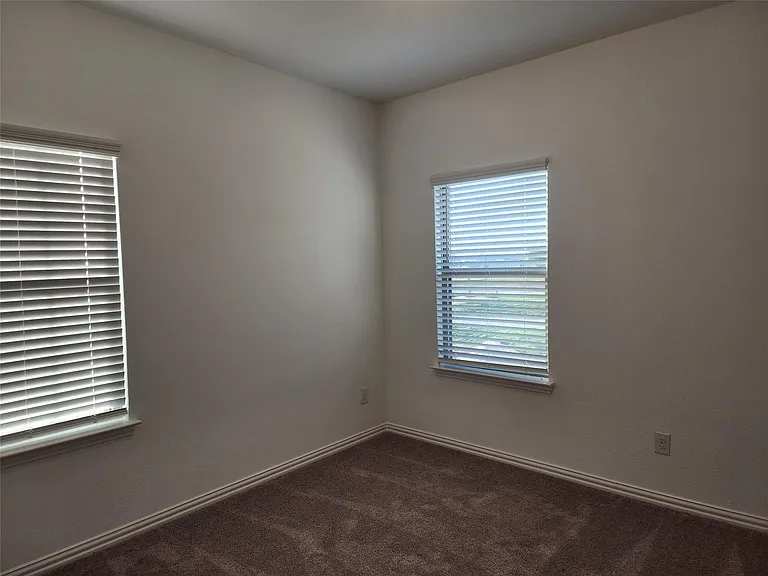 627 Redwood Way — Photo 10