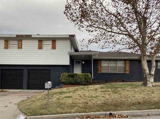 103 NW 56th St, Lawton, OK 73505