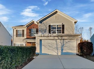 6518 Centerline Dr, Charlotte, NC 28278