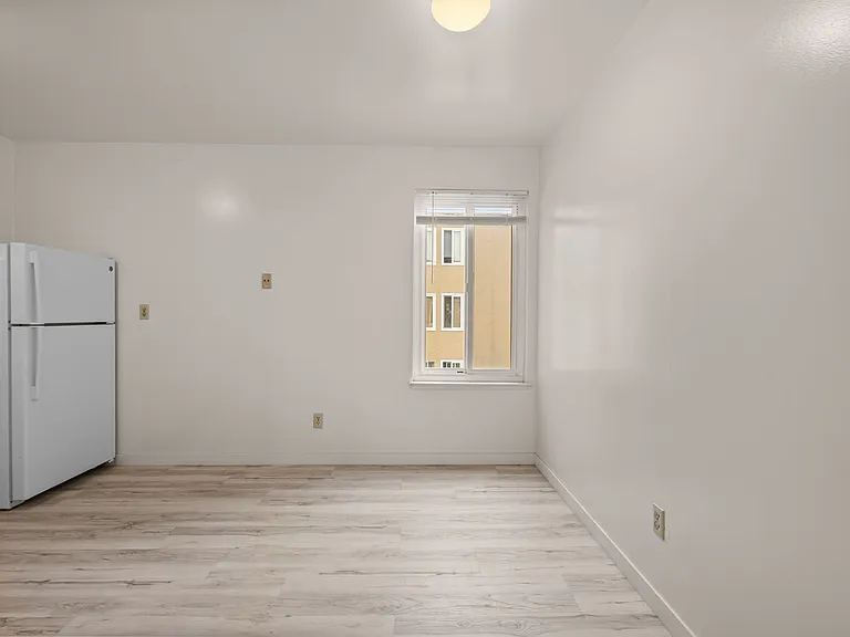 1920 Francisco LLC — Photo 14