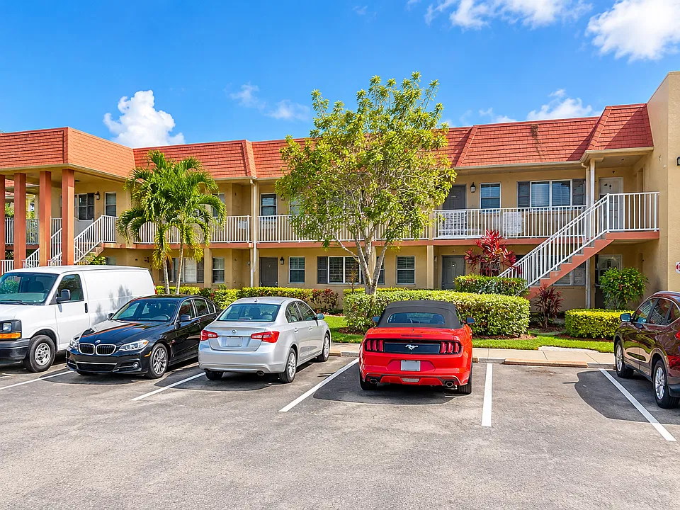 Deerfield Beach Apartments