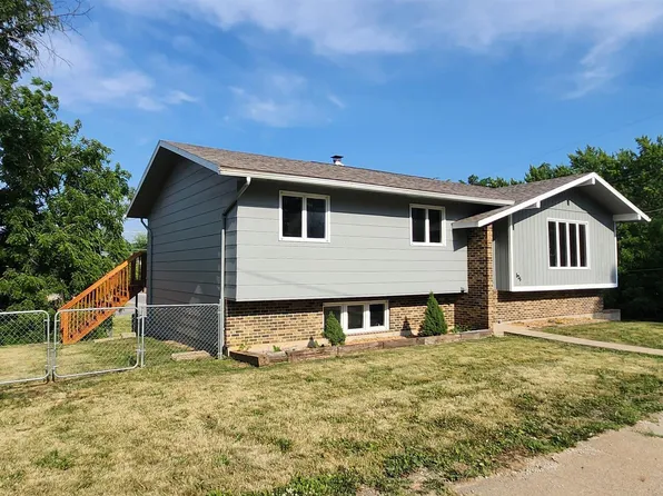 525 N 17th St, Centerville, IA 52544