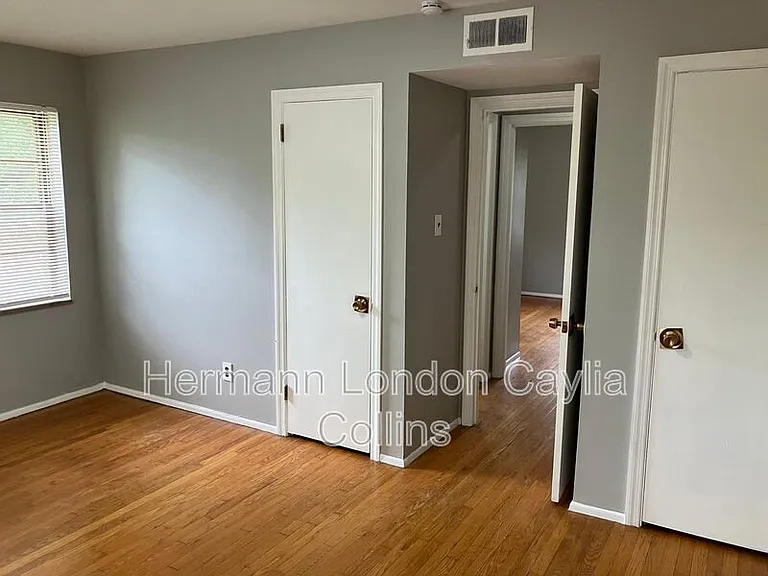 3900 Roland Blvd #B — Photo 9