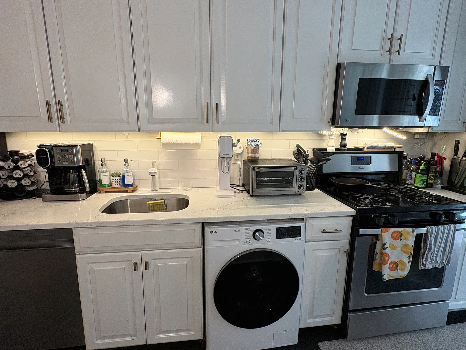 608 Madison St — Photo 3