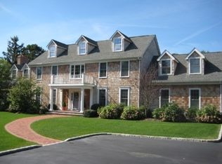 270 Montauk Hwy, Southampton, NY 11968