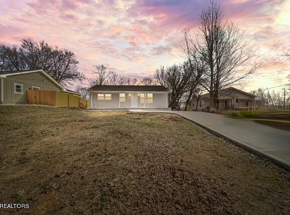 2nd image of 3308 Gillenwater Dr