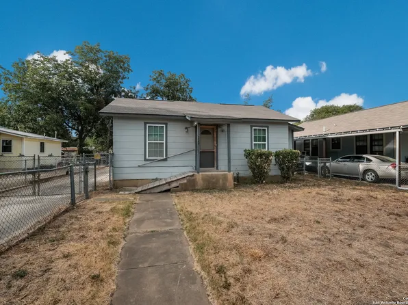 222 Palestine Blvd, San Antonio, TX 78211