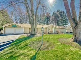 1956 Dublin Rd, Penfield, NY 14526