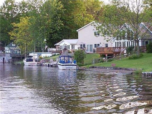 4th image of 34 Lake Road East Frk