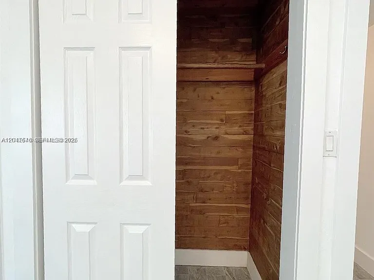 1040 Lenox Ave #1040 — Photo 15