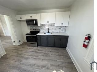 3015 W 6th St, Chester, PA 19013