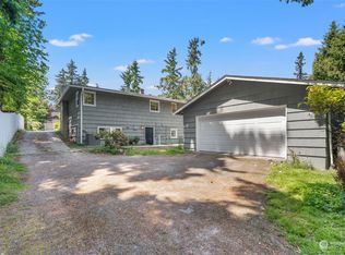 16720 Linden Ave N, Seattle, WA