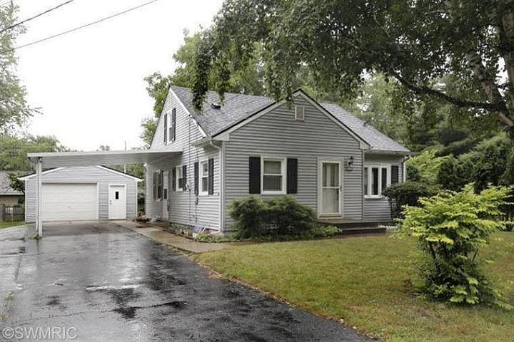 1st image of 608 Beauvois Ave
