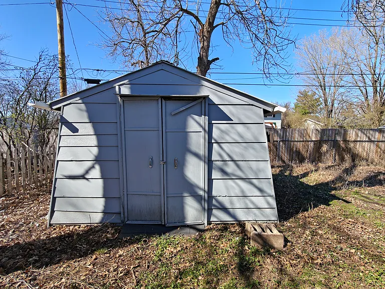 2212 Bartlett Ave — Photo 27