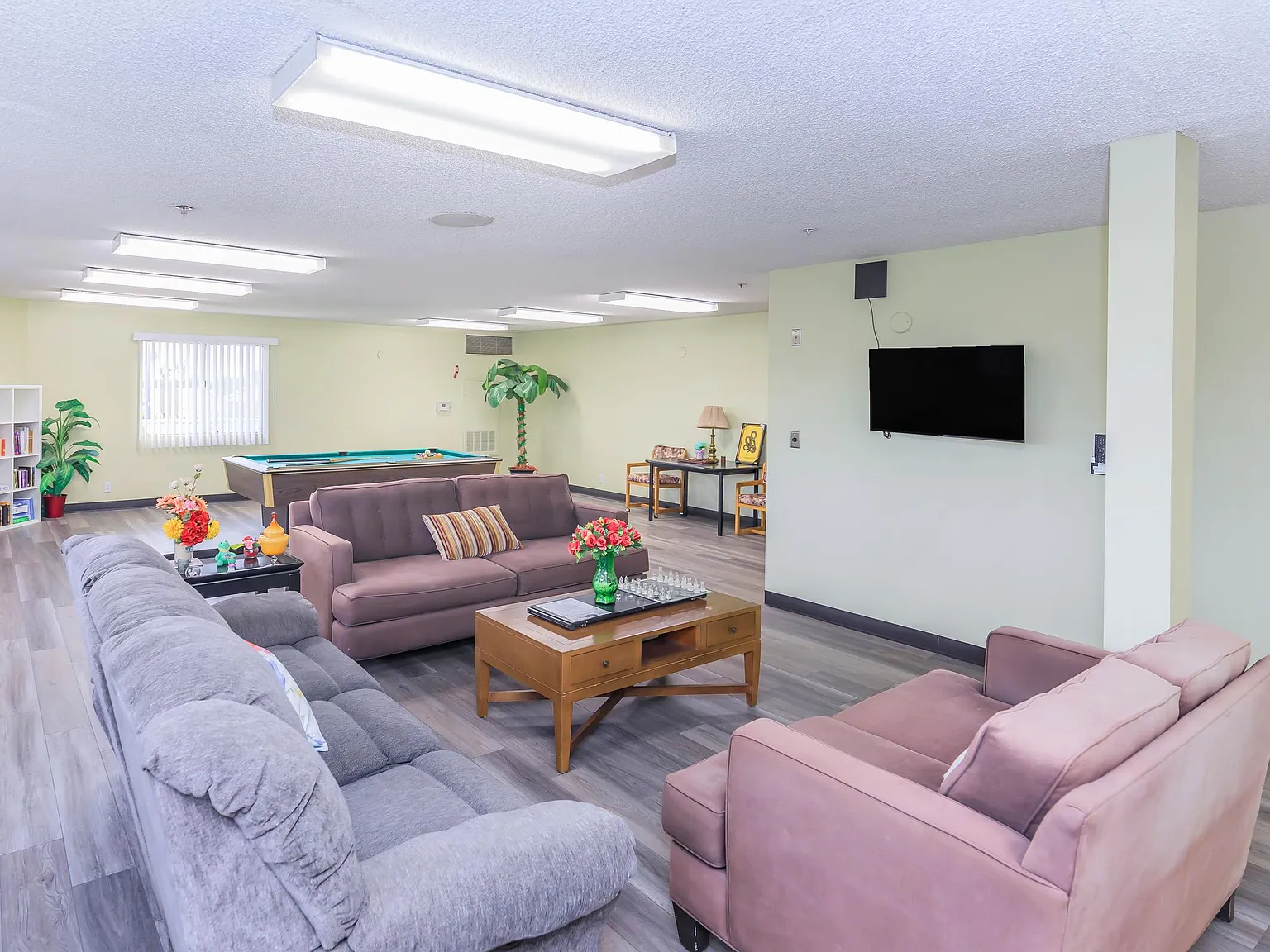 New Horizon Village Senior Apartment Homes — Photo 1