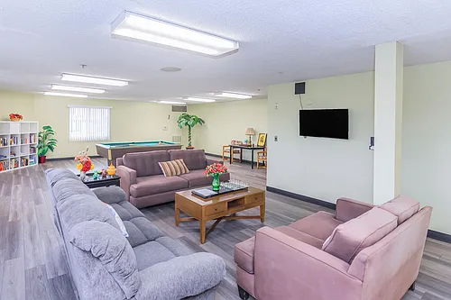 New Horizon Village Senior Apartment Homes Photo 1