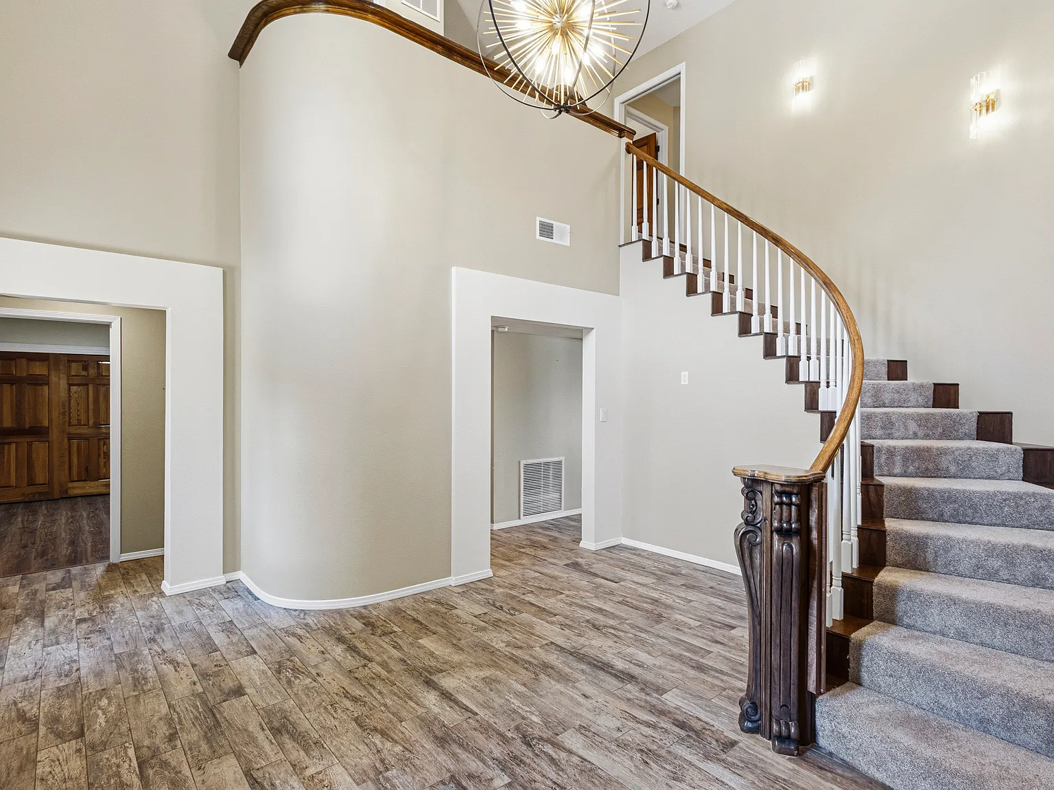 4 bed, 4101 sqft, $6,000 — Photo 2