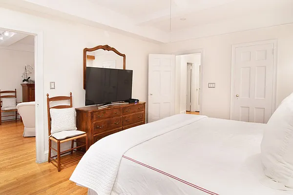 Rented by WAM Partners - William Moses Co. | media 30