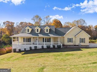 65 Golden Autumn Dr, Dahlonega, GA