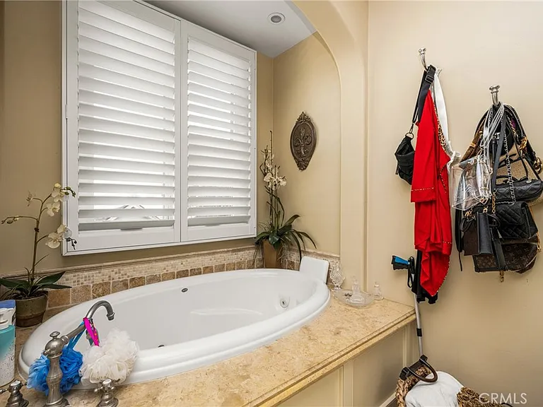 3222 Clay St — Photo 28