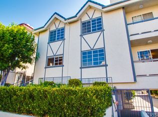 5230 Zelzah Ave APT 1, Encino, CA 91316