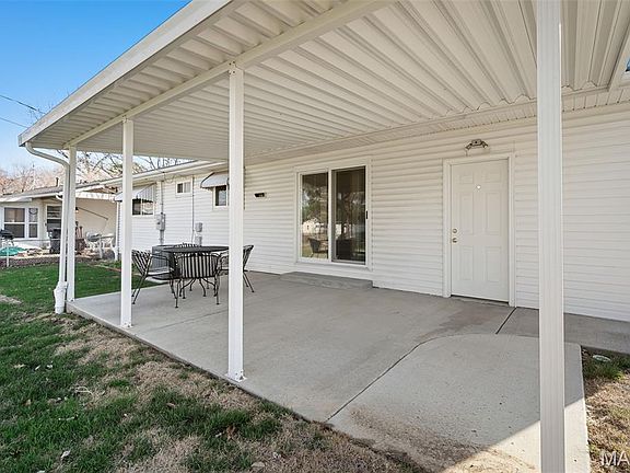 3rd image of 2605 Kelsey Ln