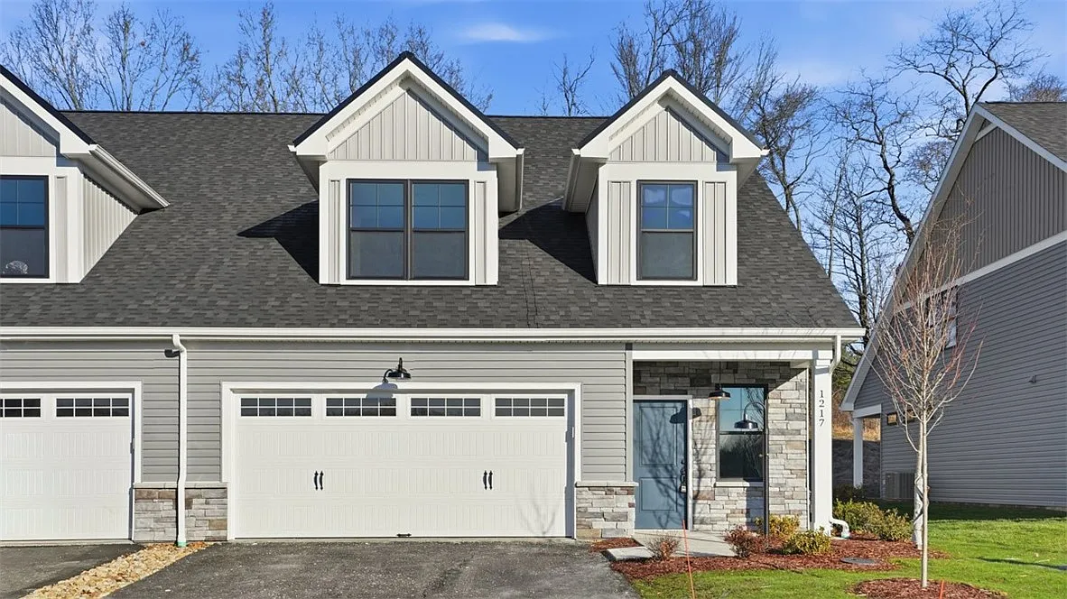 1217 Autumn Woods Dr photo 1