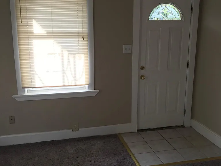 1228 Drott Ave — Photo 6