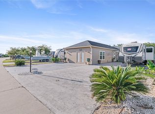 25 Augusta Cir, Aransas Pass, TX 78336