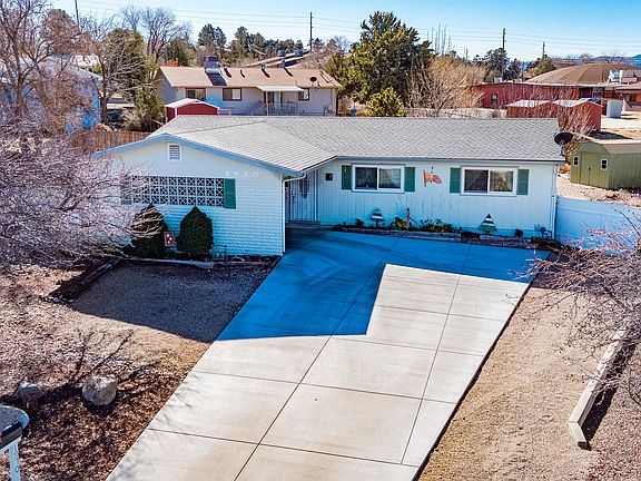 2nd image of 1970 Catalpa Cir