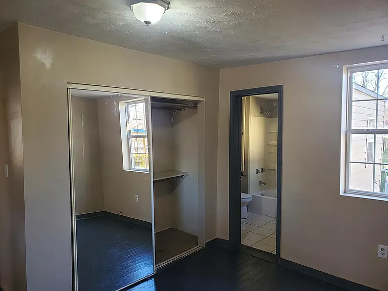 2049 N Benton Ave — Photo 5