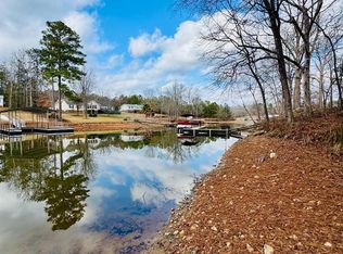 89 Lake Forest Dr, Iva, SC 29655