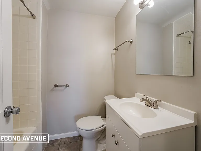43 Glenview Ave — Photo 20