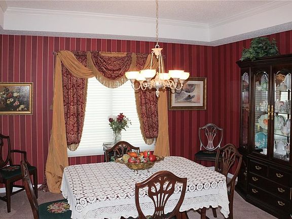 4th image of 8457 Chadway Ct