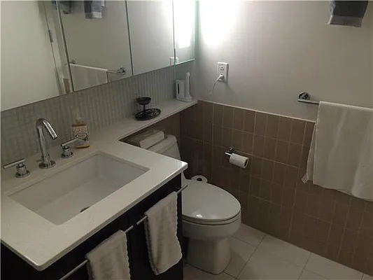 Rented by William Raveis Real Estate | media 6