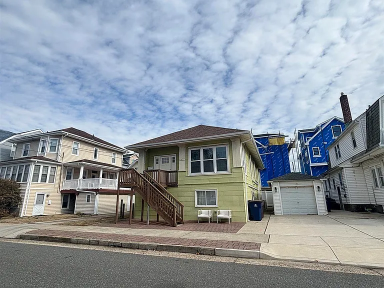 3 N Wissahickon Ave #2 — Photo 2