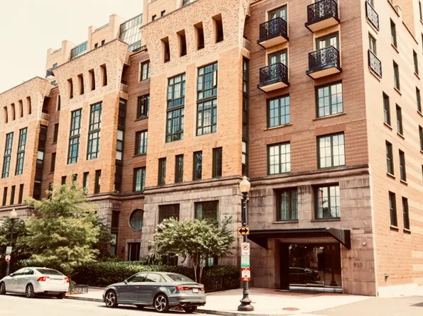 910 M St NW APT 111, Washington, DC 20001