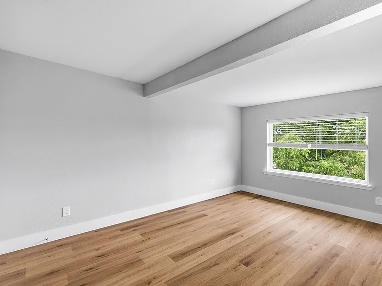 506 Rogers Way — Photo 22