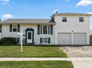 221 Haller Ave, Romeoville, IL 60446