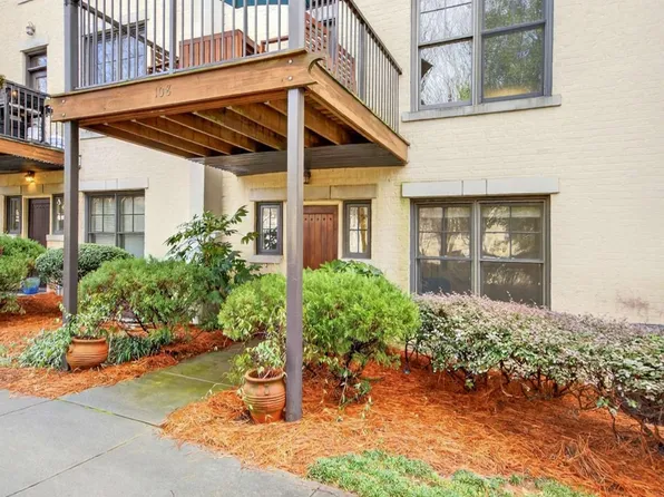 108 Knob Hills Cir, Decatur, GA 30030