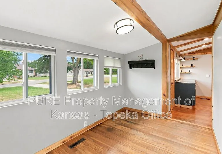 1746 NW 39th St — Photo 8
