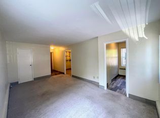 427 4th St SE APT 102, Minneapolis, MN 55414