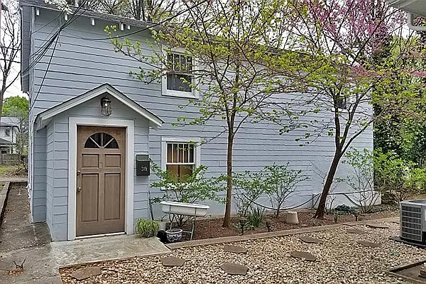 319 East Blvd — Photo 5