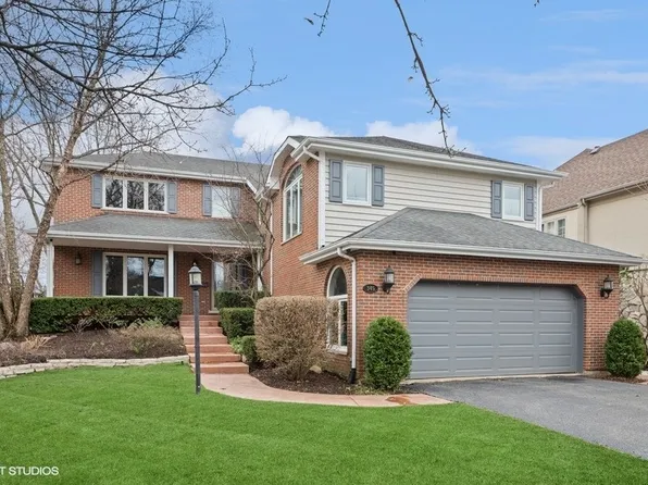 345 Ridge Ave, Clarendon Hills, IL 60514