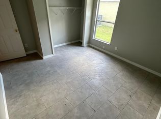 4090 Waltham Forest Dr, Tavares, FL 32778