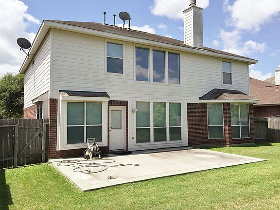 5th image of 16702 Bishop Knoll Ln