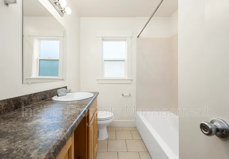 792 W 500 N — Photo 9