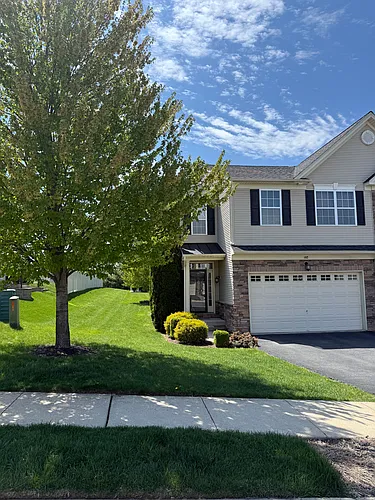 102 Gray Dr Photo 1